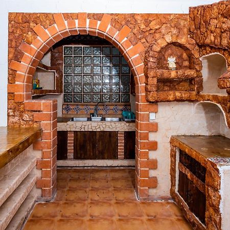Vica Guest House Con Piscina En La Entrada De La Zona Hotelera Cancún Eksteriør bilde
