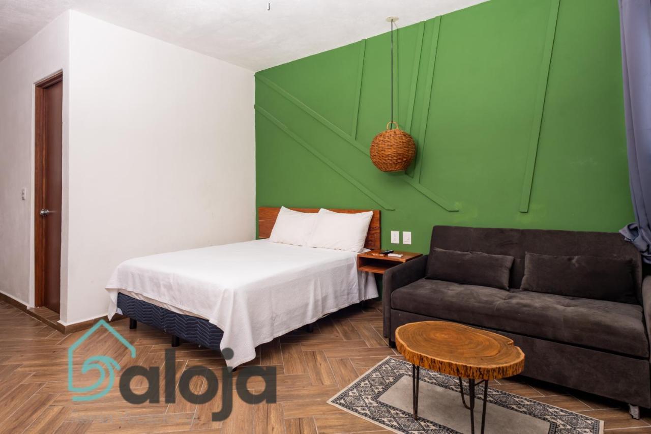 Vica Guest House Con Piscina En La Entrada De La Zona Hotelera Cancún Eksteriør bilde